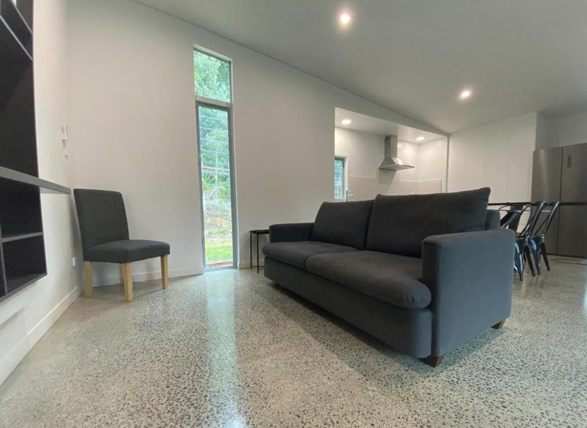 The Lakes - Kai Iwi Lakes Exclusive Retreat Kaihu Bagian luar foto