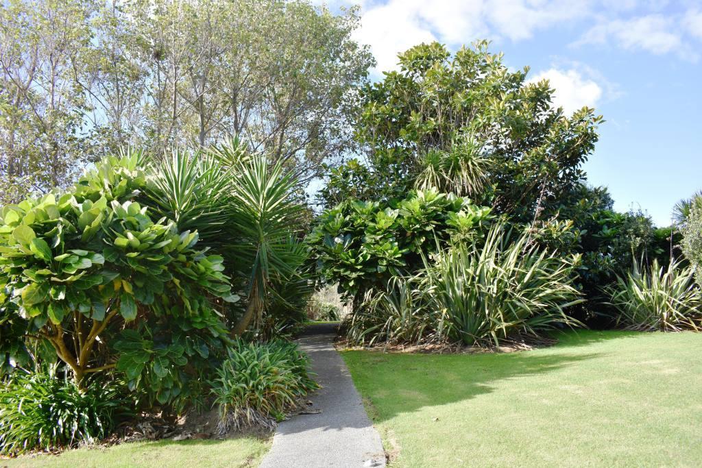 The Lakes - Kai Iwi Lakes Exclusive Retreat Kaihu Bagian luar foto
